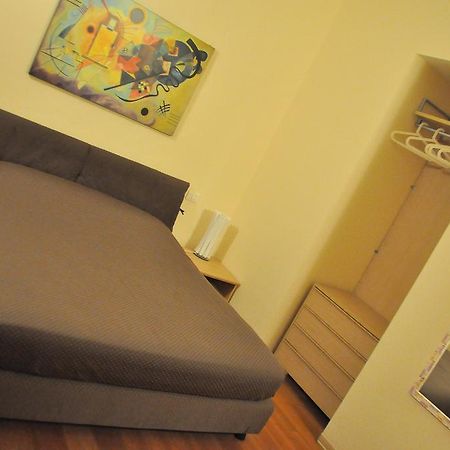 B&B Al Canto Del Cavour Πιστόια Εξωτερικό φωτογραφία