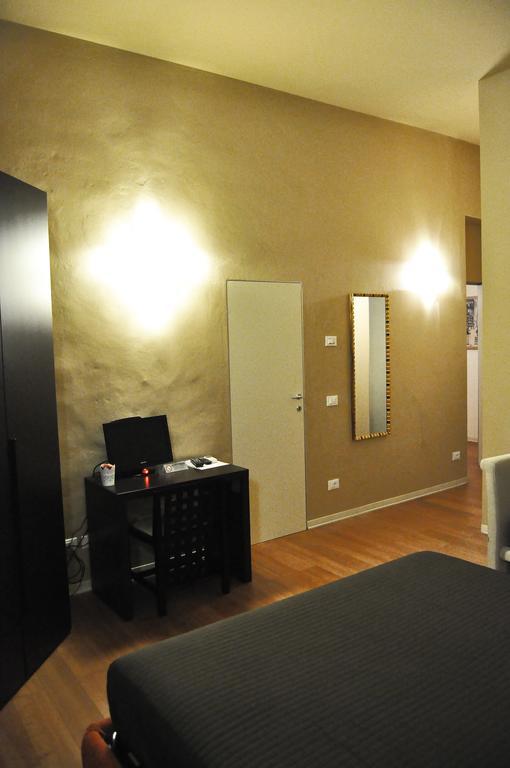 B&B Al Canto Del Cavour Πιστόια Δωμάτιο φωτογραφία