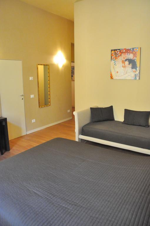 B&B Al Canto Del Cavour Πιστόια Δωμάτιο φωτογραφία