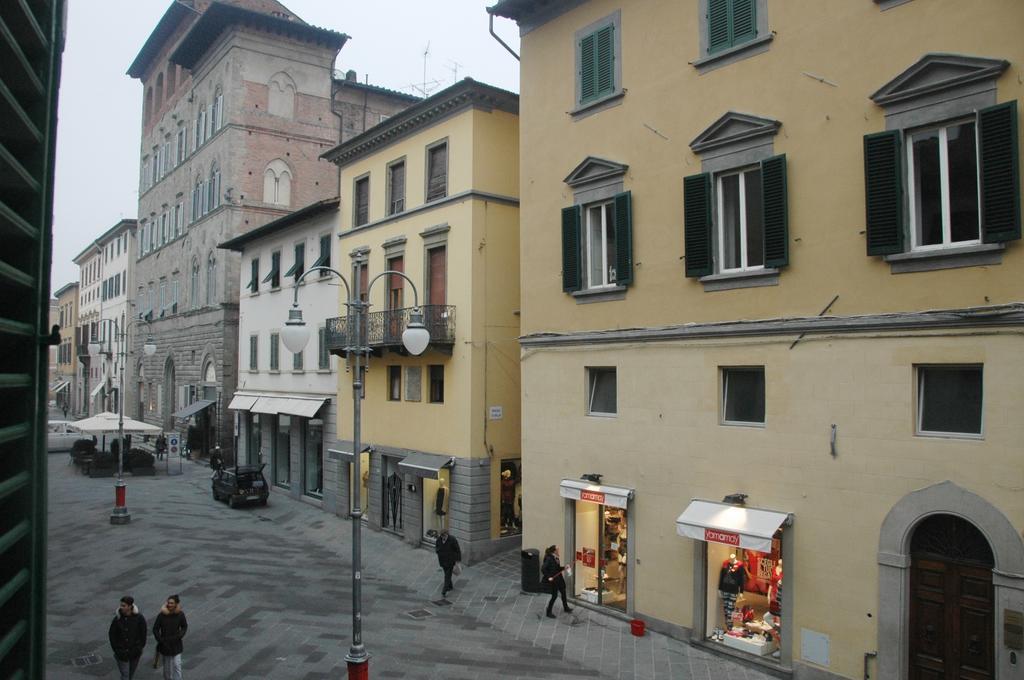 B&B Al Canto Del Cavour Πιστόια Εξωτερικό φωτογραφία